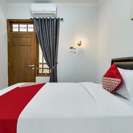 Super Oyo Capital O 90983 Harmony Easy Stay Maguwo Eksteriør billede