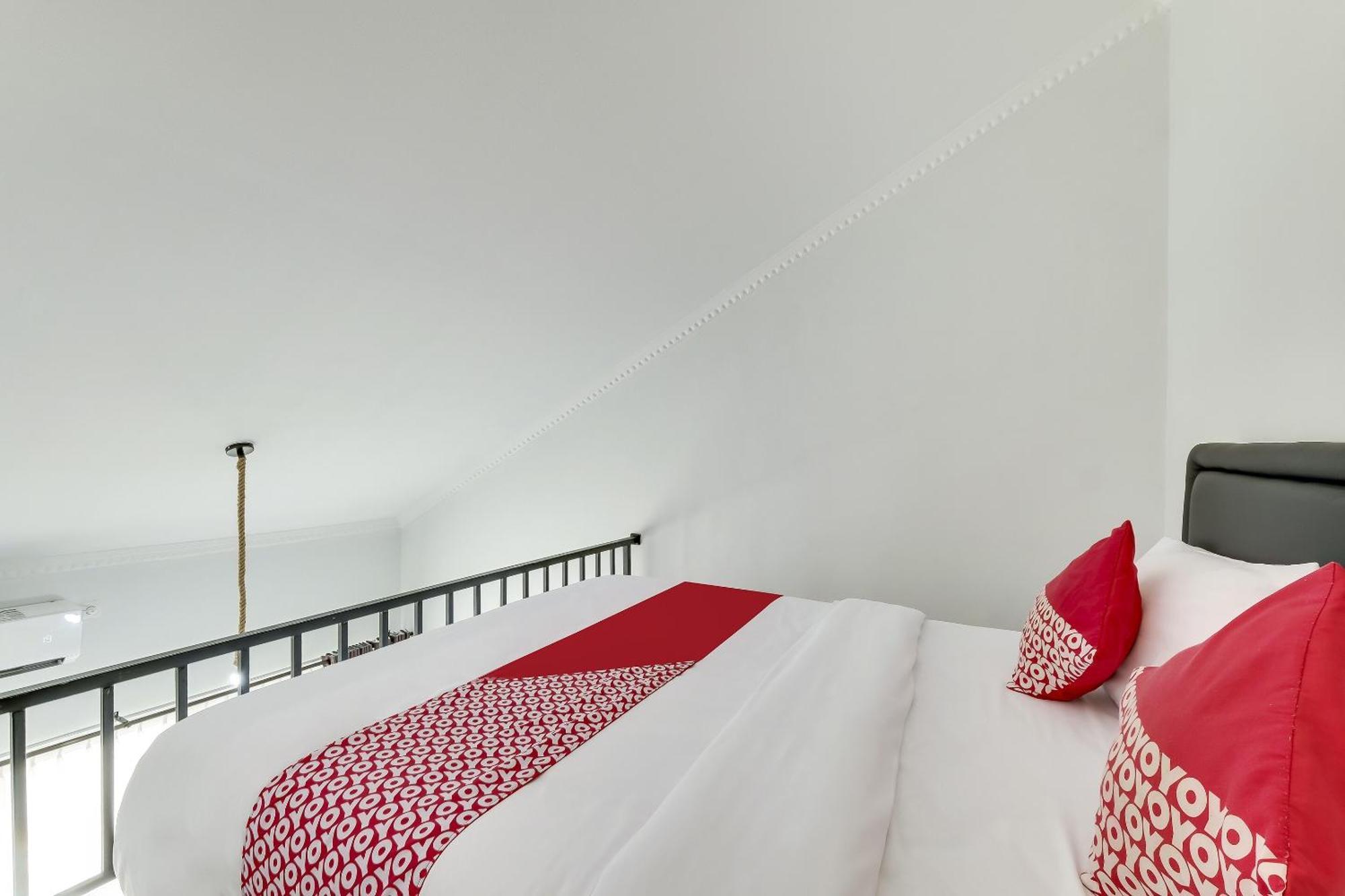 Super Oyo Capital O 90983 Harmony Easy Stay Maguwo Eksteriør billede